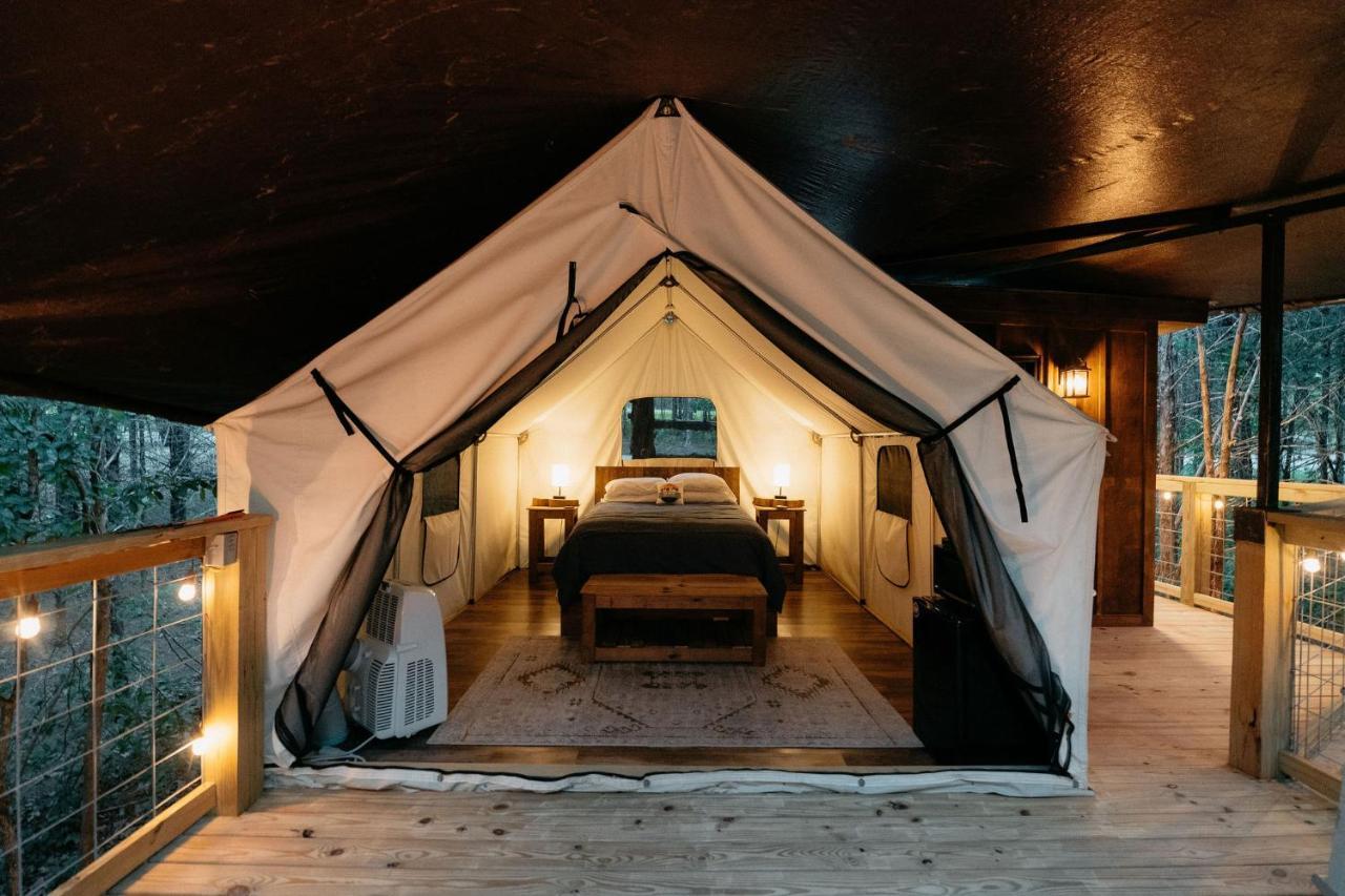 Treehouse Cozy Glamping Site Ξενοδοχείο Μπράνσον Εξωτερικό φωτογραφία